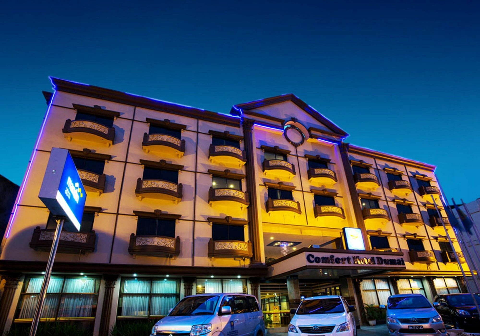 杜迈舒适酒店 Dumai 外观 照片